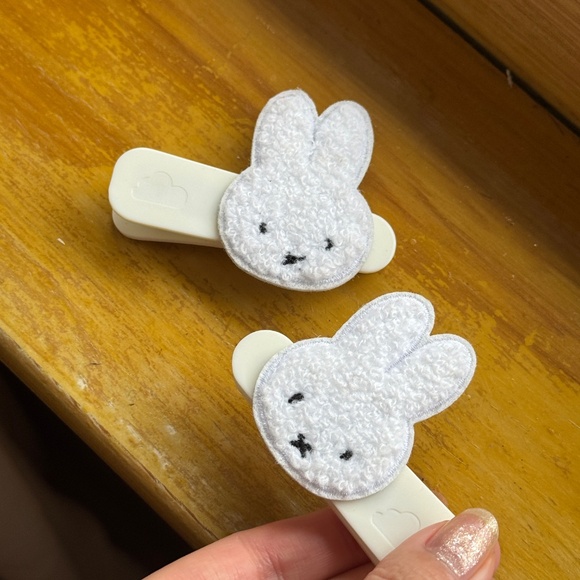 dearcloud Miffy cute hair clips barrettes Crease-Free Hair Clip Set  2 like new - Picture 6 of 8